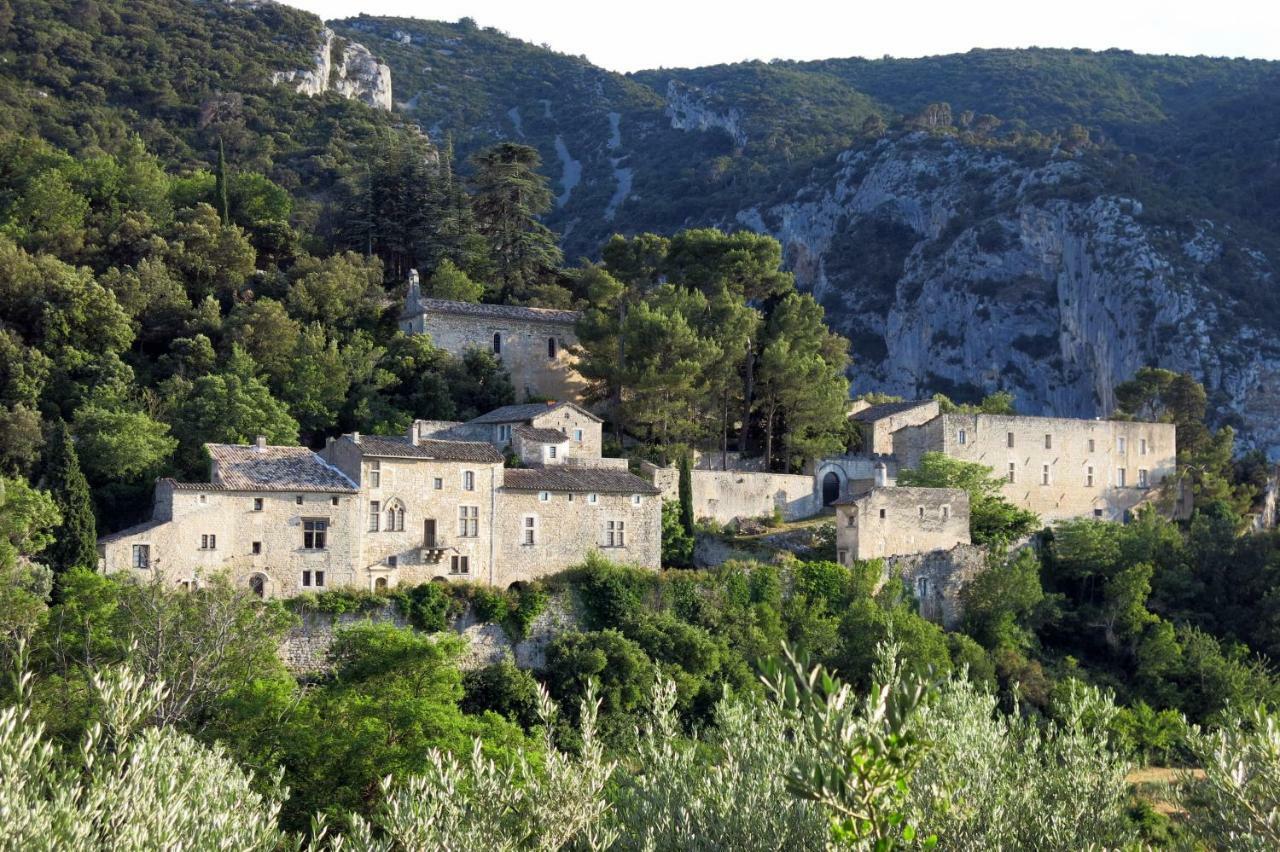 Bed and Breakfast La Buissonniere Oppède Exterior foto